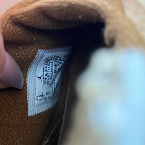 Jordan 6 T. Scott “British Khaki” - Picture 6 of 9